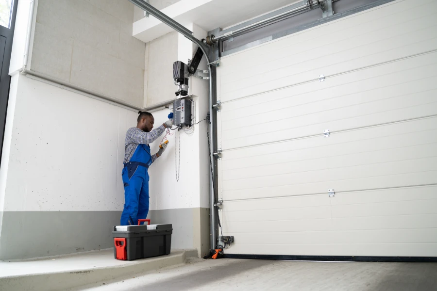 How to Install a Garage Door Missouri City, TX